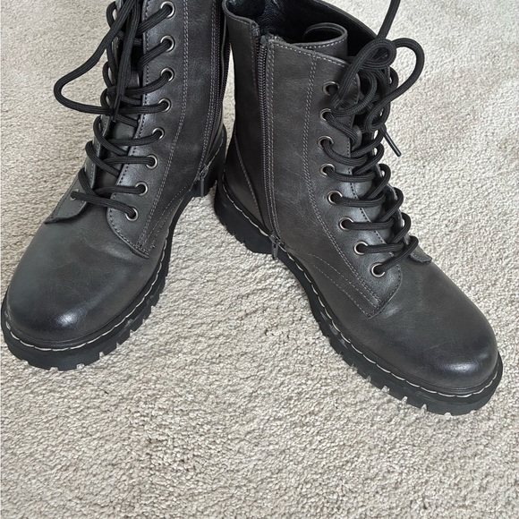 Sleek Gray Women's Combat Boots - Picture 2 of 6